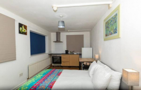 Glastonbury Ground Floor Studio 7